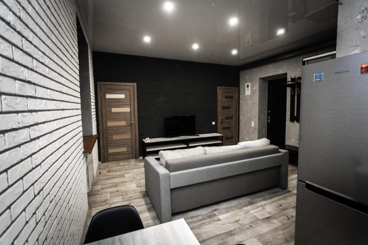 Loft Apartment On Svobody Kamieńskie Zewnętrze zdjęcie